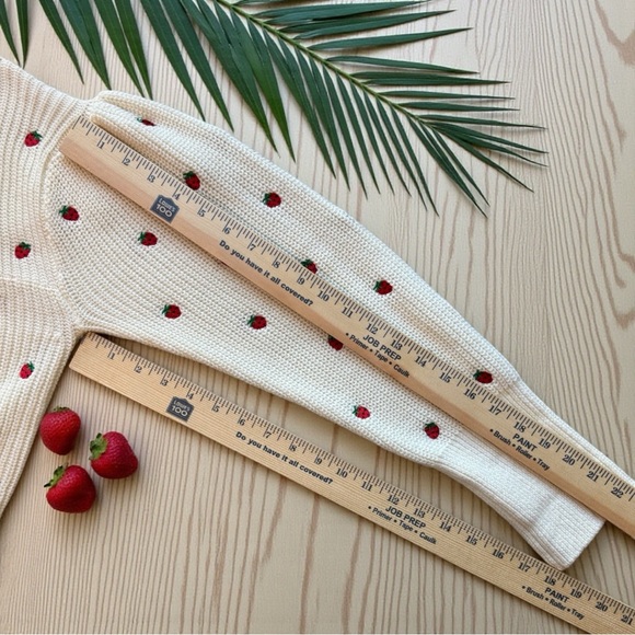 MAEVE by Anthropologie Strawberry Embroidered Sweater – Size Large - Picture 6 of 13